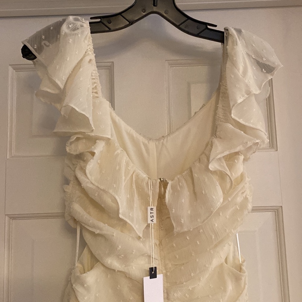 ASTR The Label Ruched Dress - Picture 7 of 10